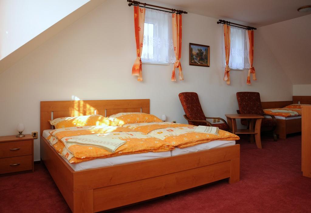 Penzion Rakovec Bukovinka ภายนอก รูปภาพ